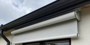 store exterieur velux solaire